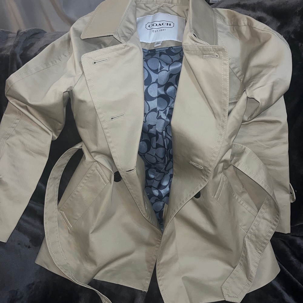 Coach women short trench coat